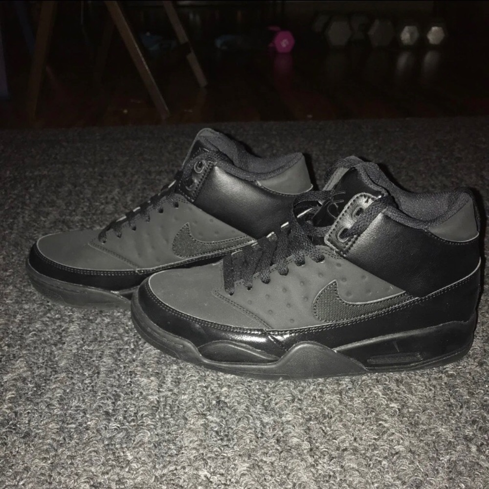 Nike Air flight classic retro Jordan’s
